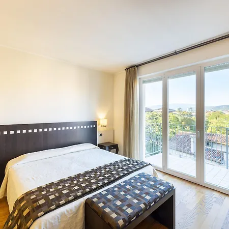 فندق San Marco ومسبح للياقة البدنية وسبا 4*