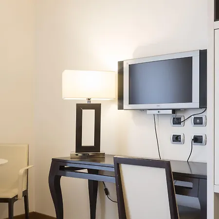 ホテル サン マルコ フィットネス プール ＆ スパ 4*