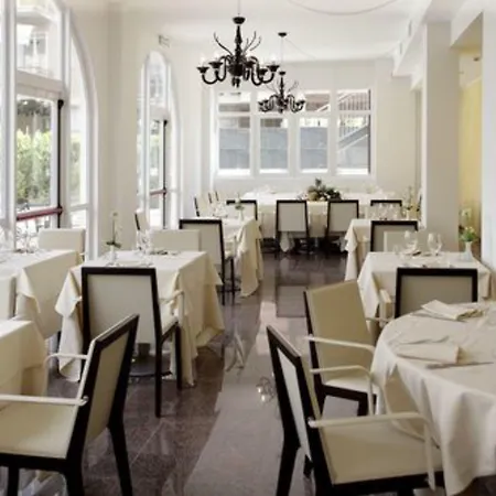 ホテル サン マルコ フィットネス プール ＆ スパ 4*