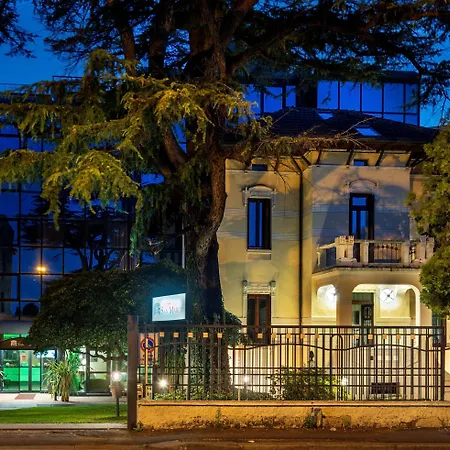 サン マルコ フィットネス プール ＆ スパ 4*