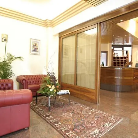 San Marco ومسبح للياقة البدنية وسبا 4*