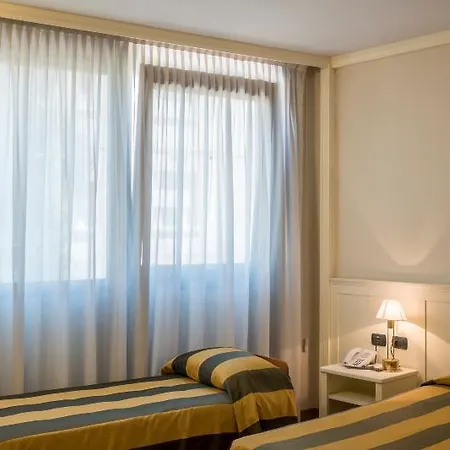 San Marco ومسبح للياقة البدنية وسبا 4*