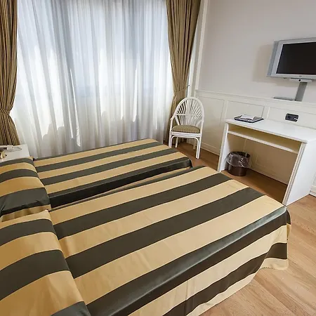 San Marco ومسبح للياقة البدنية وسبا فندق فيرونا