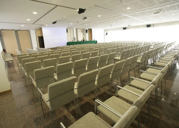 San Marco ومسبح للياقة البدنية وسبا 4*